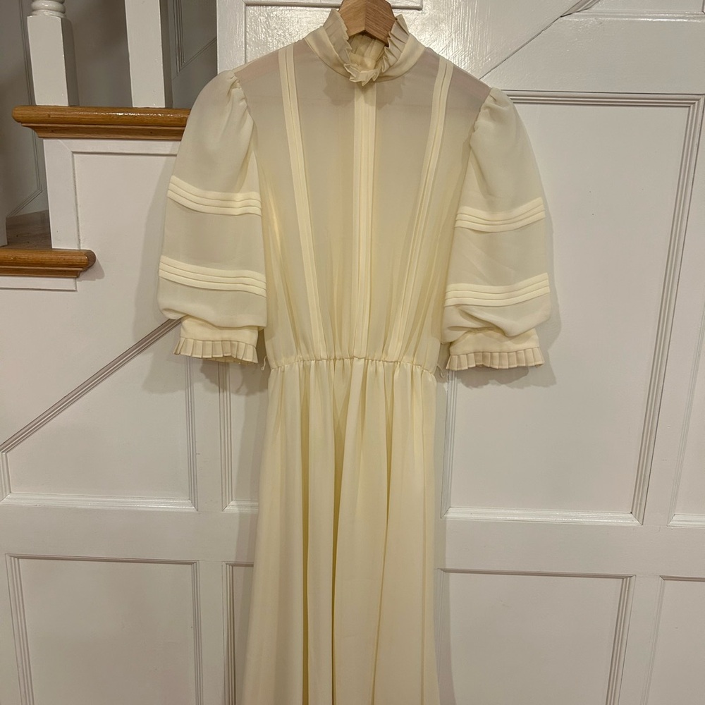 Vintage chiffon Petites by Zizi Cream Pleated Midi Dress with Mock Neck